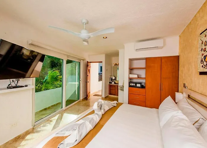 Mar Azul Luxury 6 Bedrooms Villa *