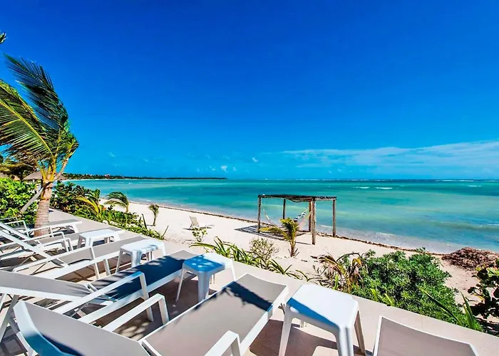 Mar Azul Luxury 6 Bedrooms Villa Tulum