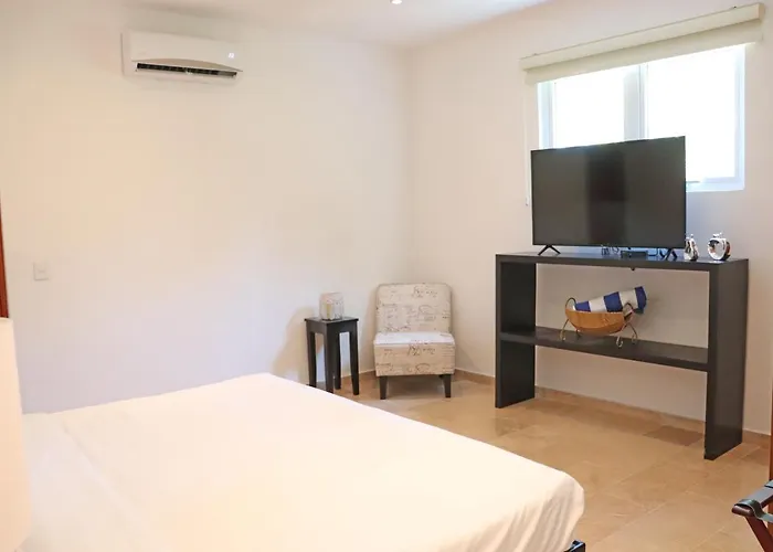 Mar Azul Luxury 6 Bedrooms * Tulum