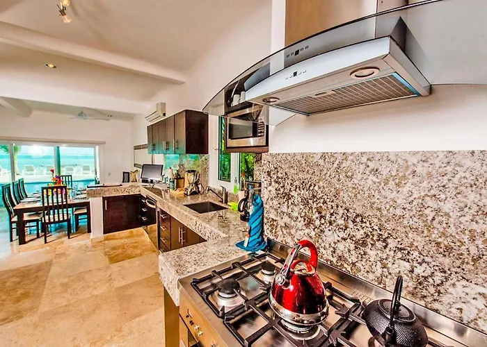 Mar Azul Luxury 6 Bedrooms Villa *